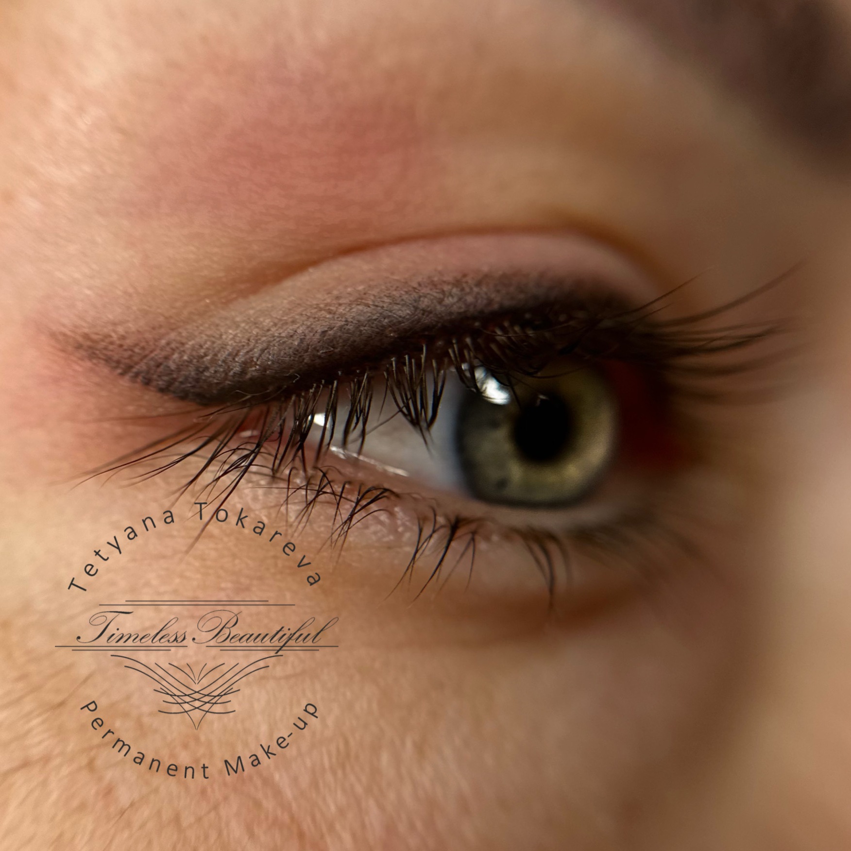 Lidstrich mit Schattierung